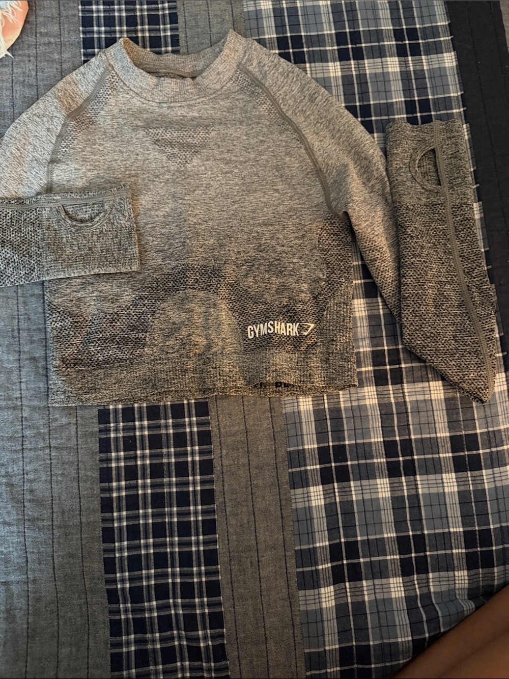 Gymshark Heather Gray Seamless Crop Sweatshirt